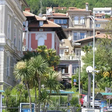 Stefani Apartamento Opatija